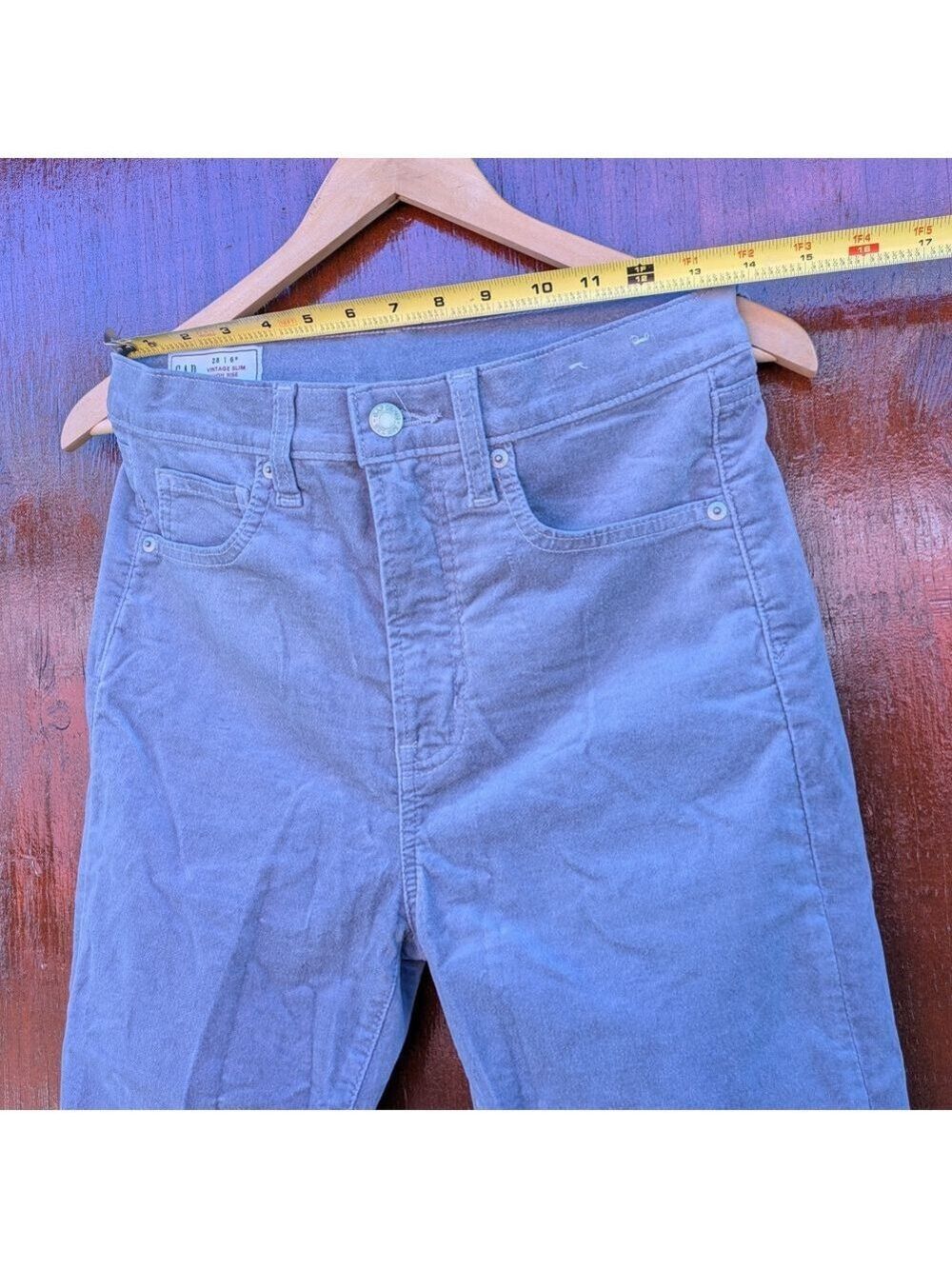 NWOT GAP Gray Corduroy Jeans Straight Leg, Size‎ 28 - Picture 9 of 11